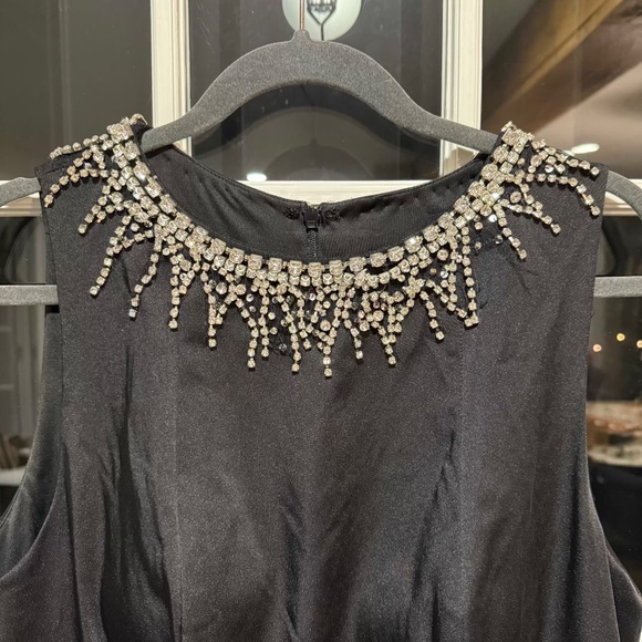 Ieena For Mac Duggal Beaded High Neck Gown Black Size 14 - Picture 4 of 16